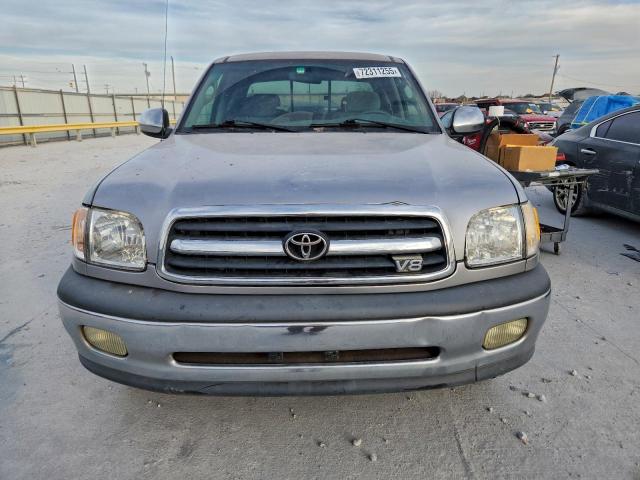 Toyota Tundra Access Cab Image 12