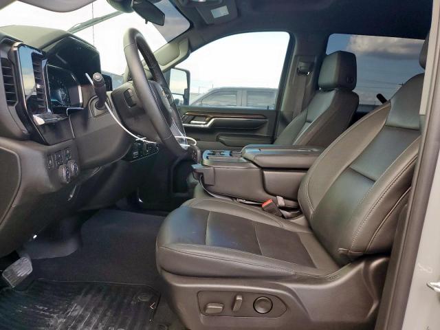 Chevrolet Silverado K2500 Heavy Duty Lt Image 9