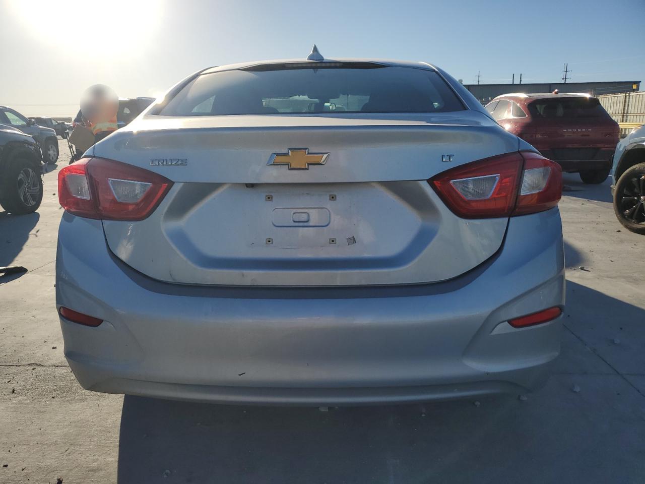 Chevrolet Cruze Lt Image 7