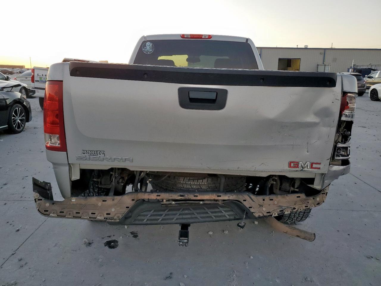 GMC Sierra C1500 Sl Image 6