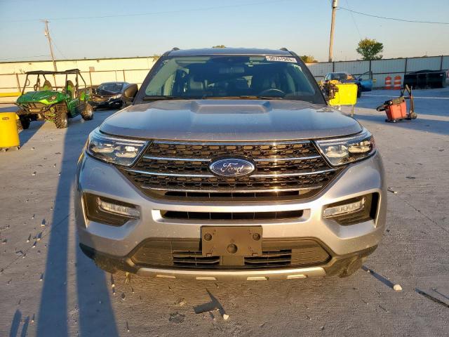 Ford Explorer Xlt Image 2