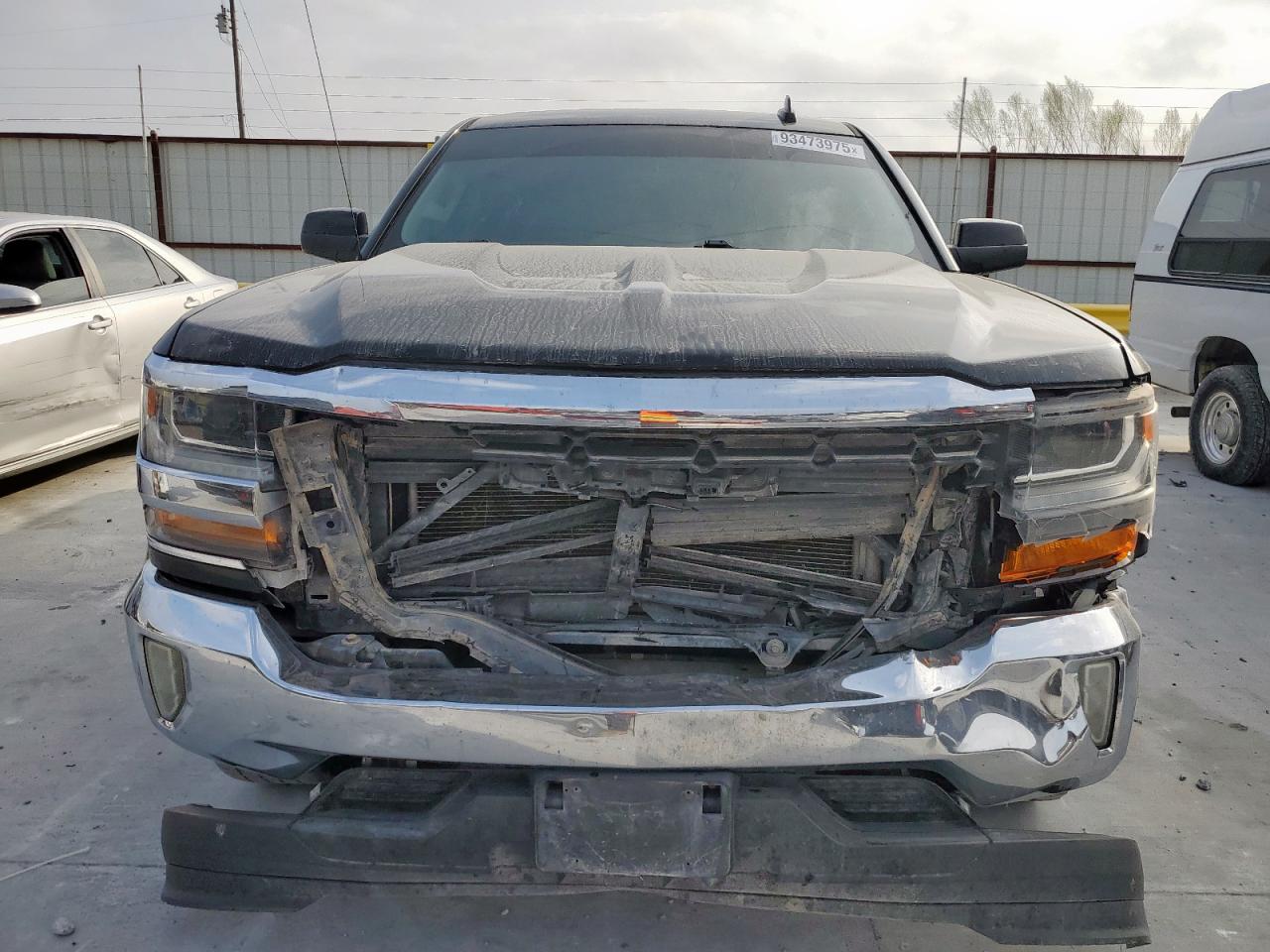 Chevrolet Silverado C1500 Lt Image 2