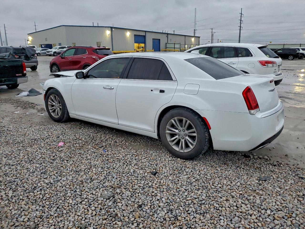 Chrysler 300 Image 6