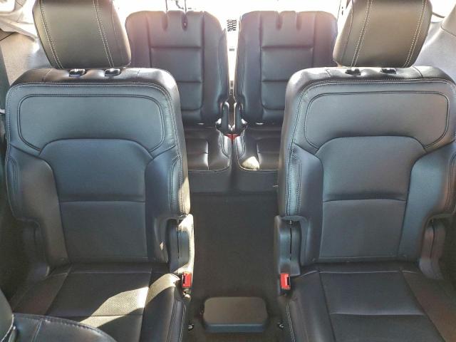 Ford Explorer Limited Image 12