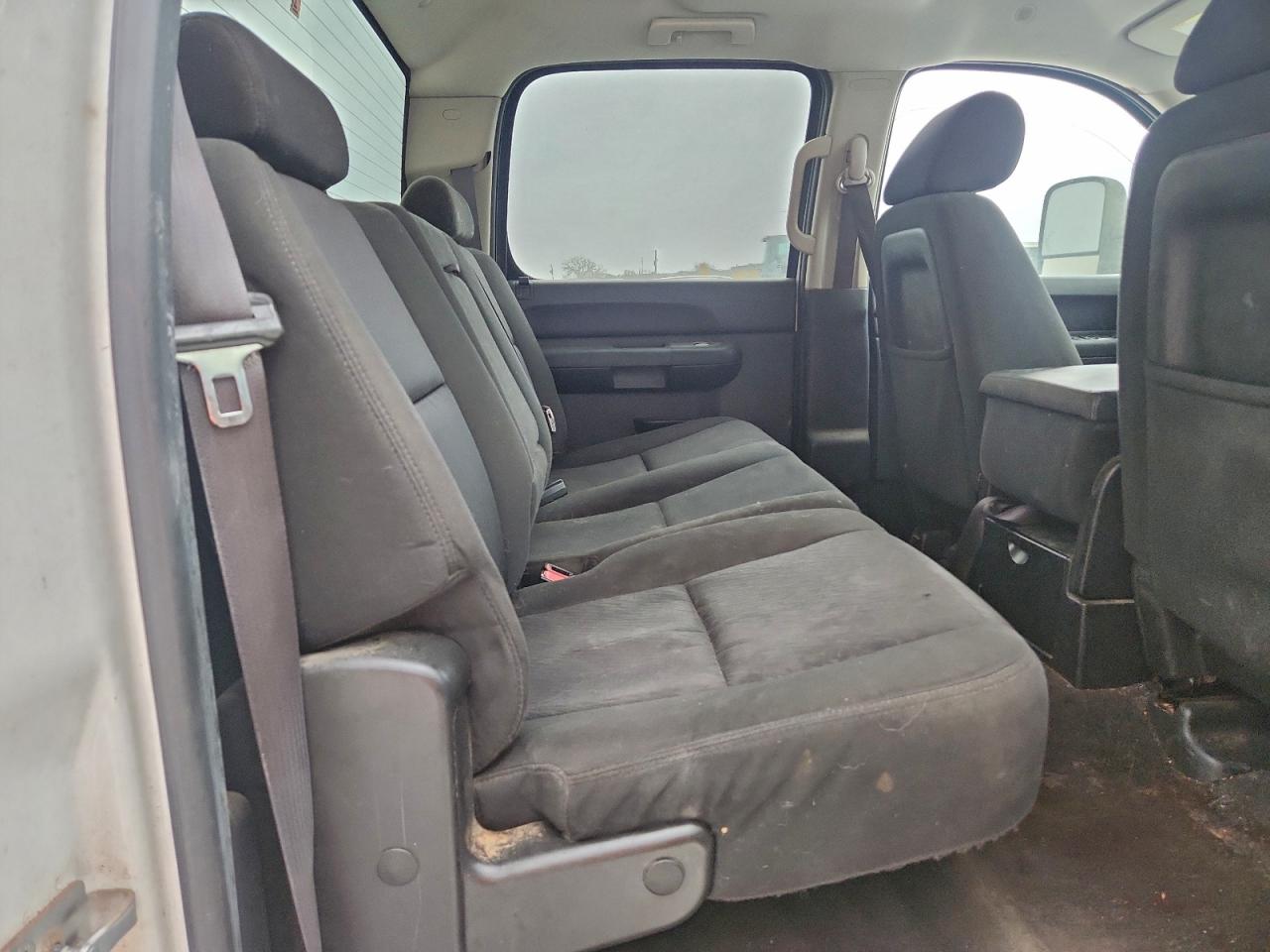 Chevrolet Silverado K2500 Heavy Duty Lt Image 2