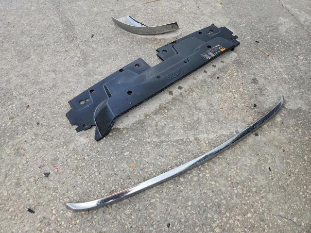 Chevrolet Silverado K2500 Heavy Duty Lt Image 3