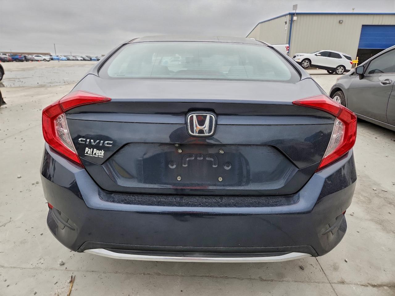 Honda Civic Lx Image 8