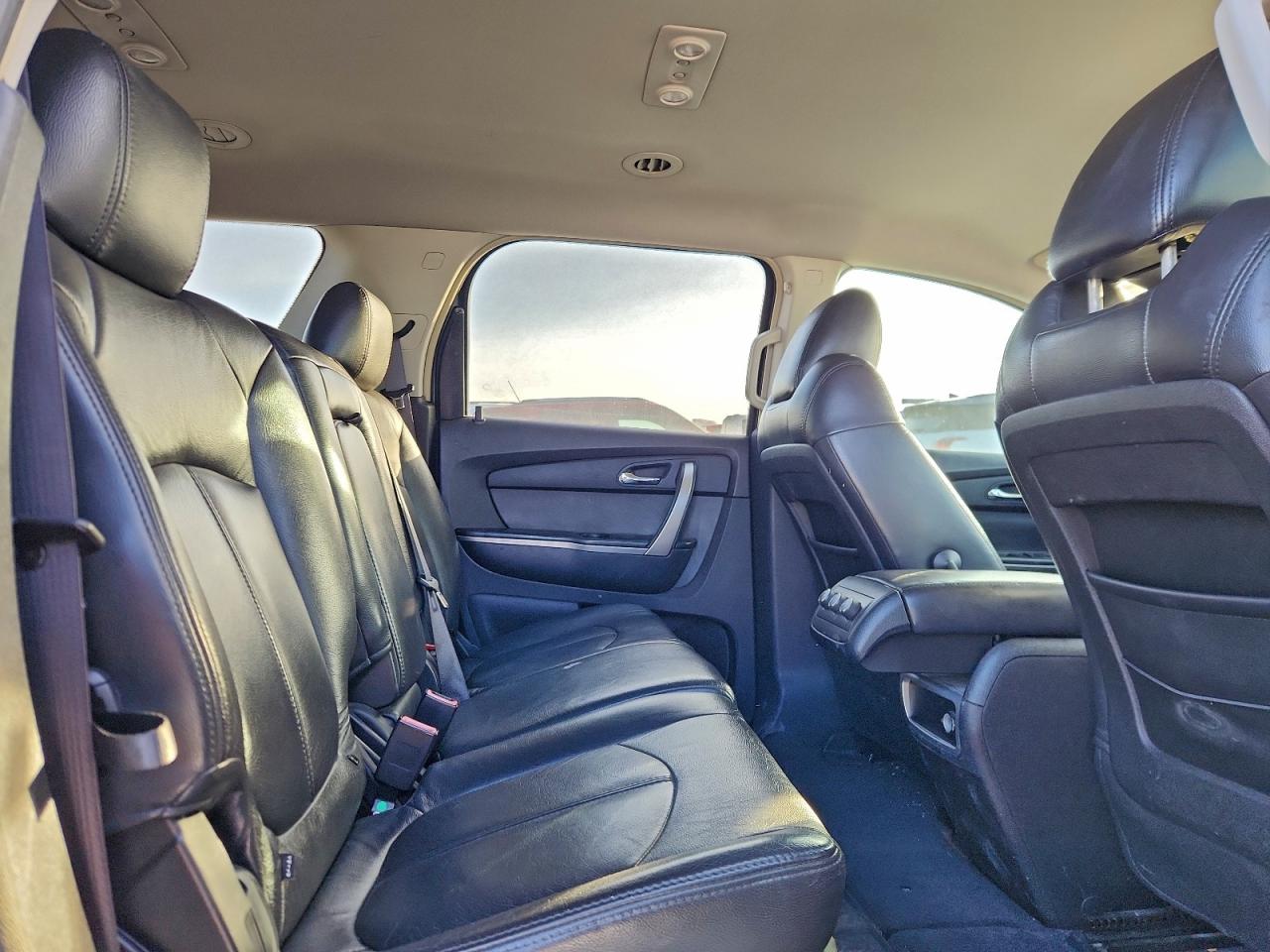 GMC Acadia Sle Image 9