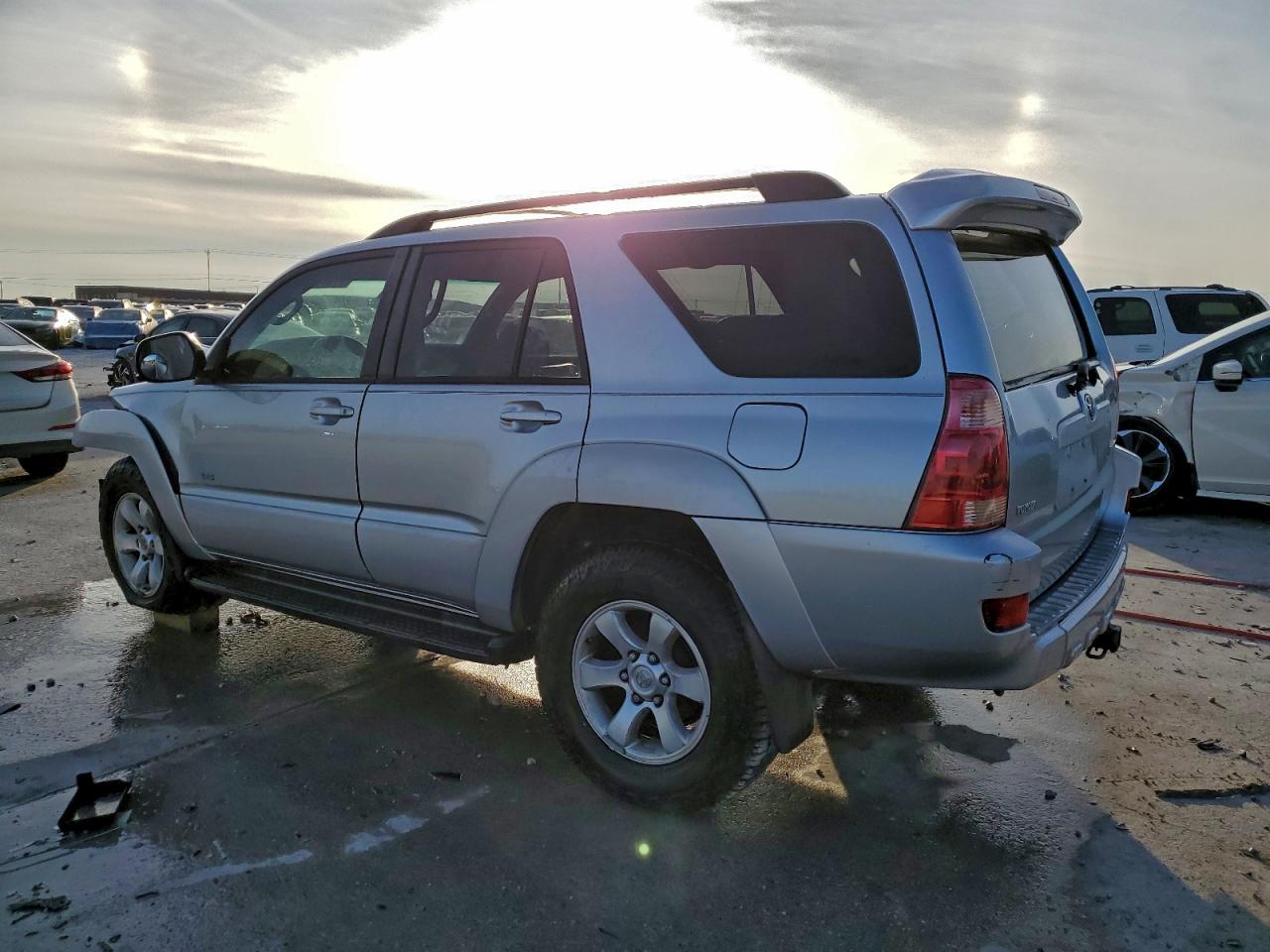 Toyota 4Runner Sr5 Image 2