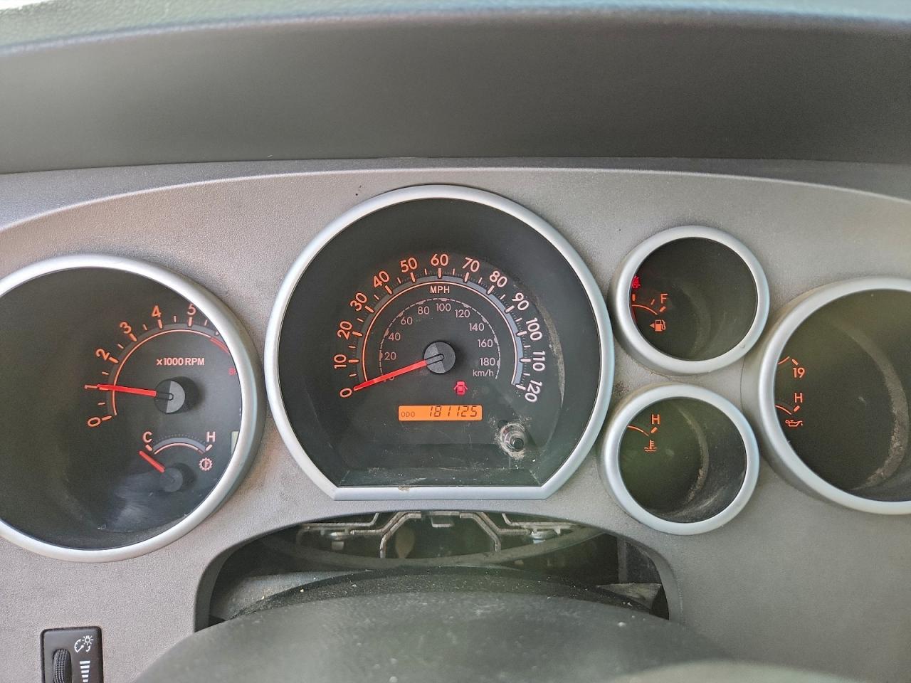 Toyota Tundra Crewmax Sr5 Image 7