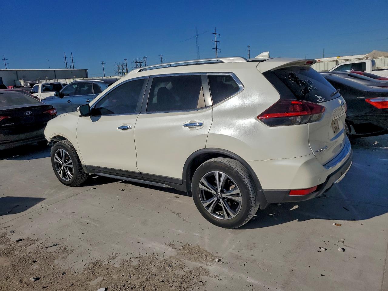 Nissan Rogue S Image 14