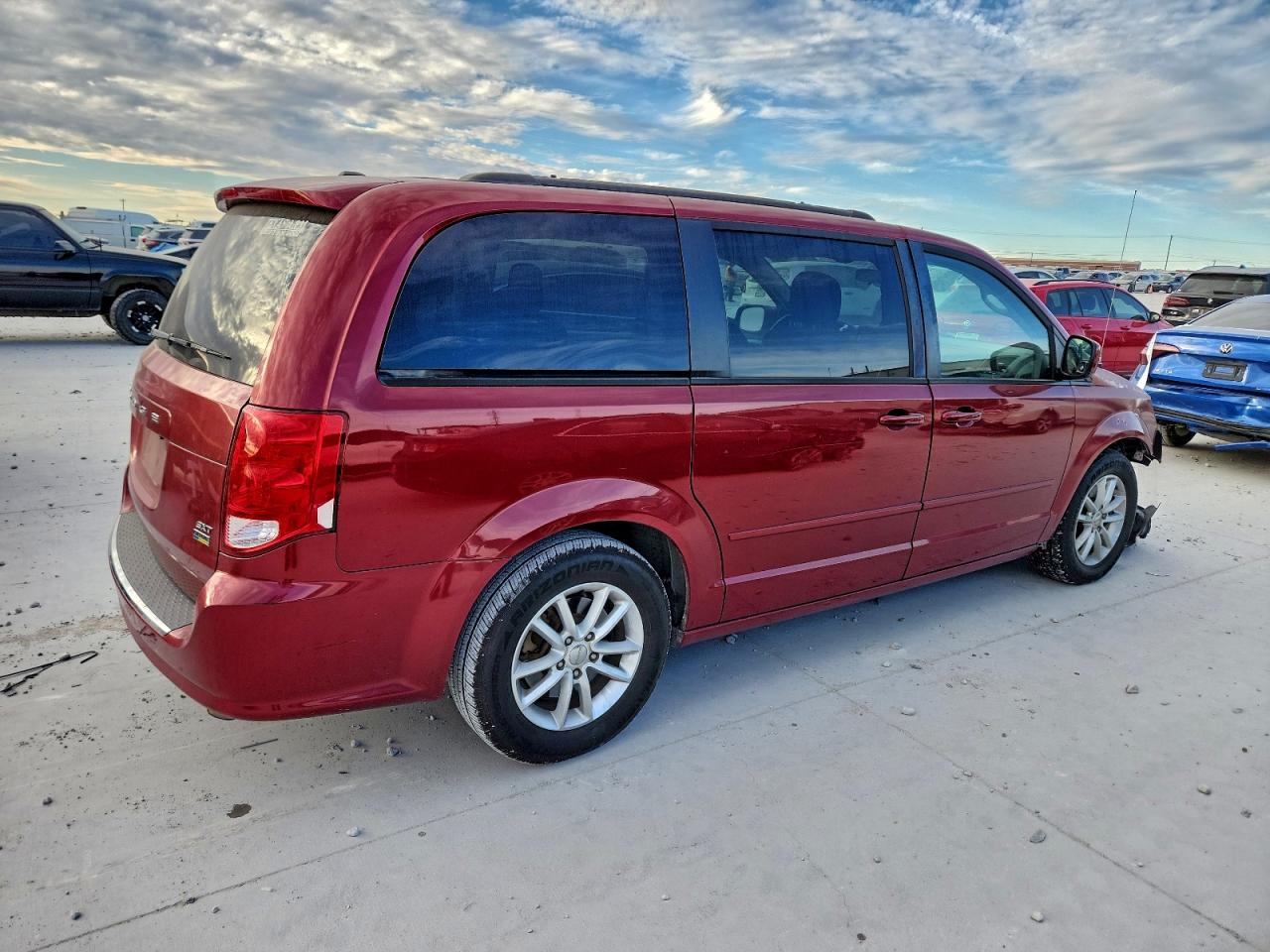 Dodge Caravan Sxt Image 2