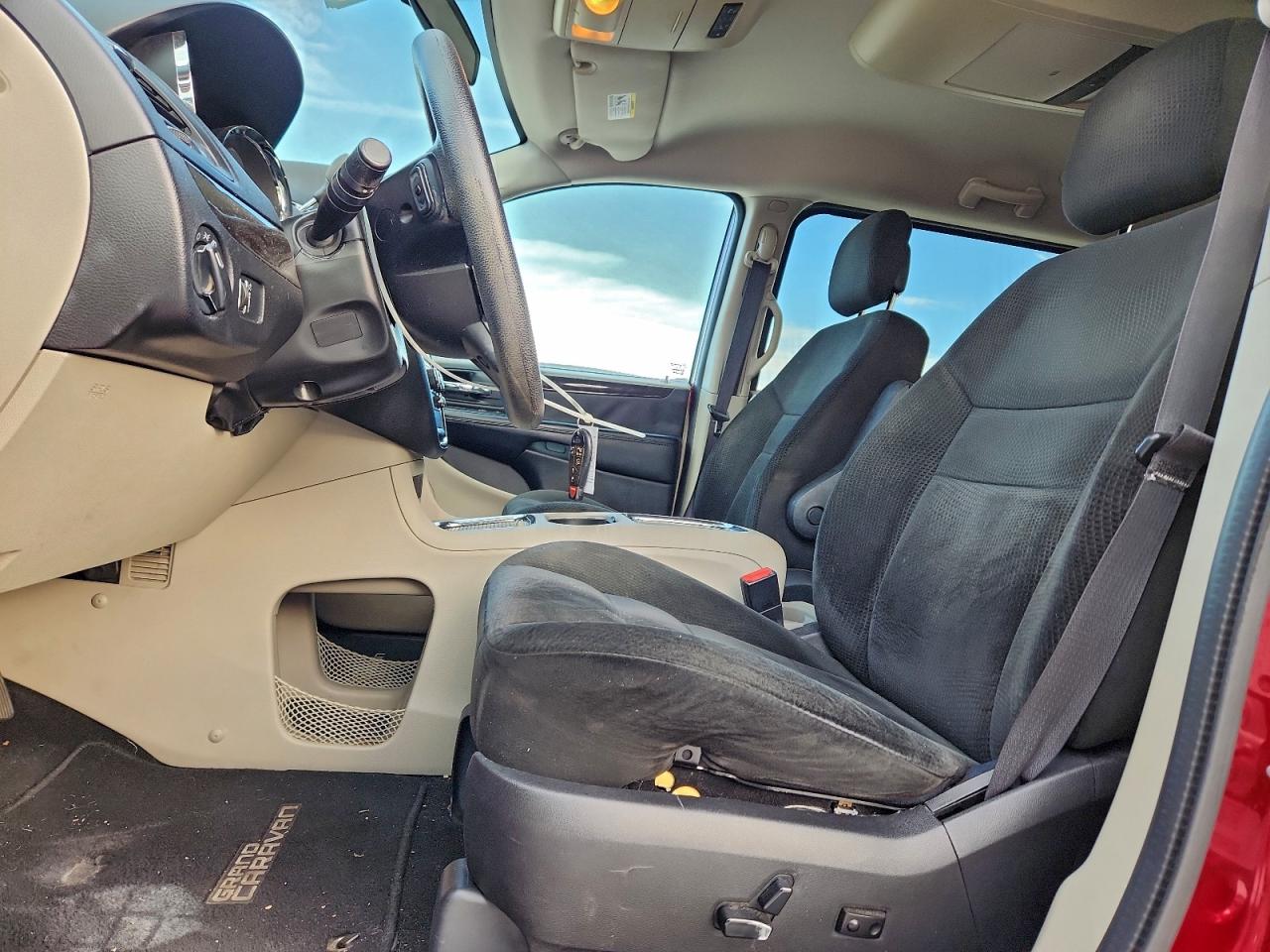 Dodge Caravan Sxt Image 5