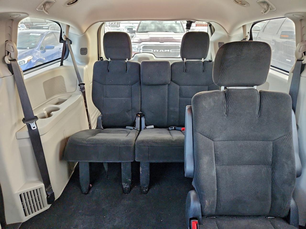 Dodge Caravan Sxt Image 10