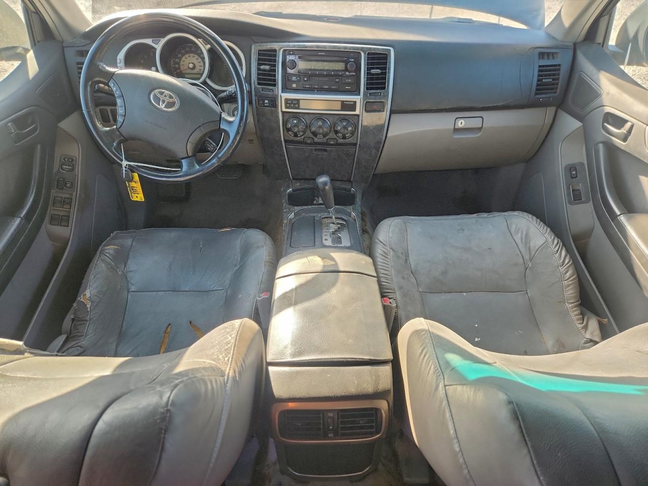 Toyota 4Runner Sr5 Image 6