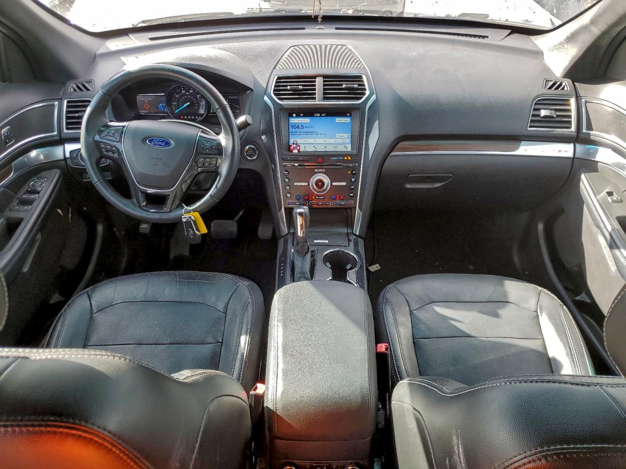 Ford Explorer Limited Image 9