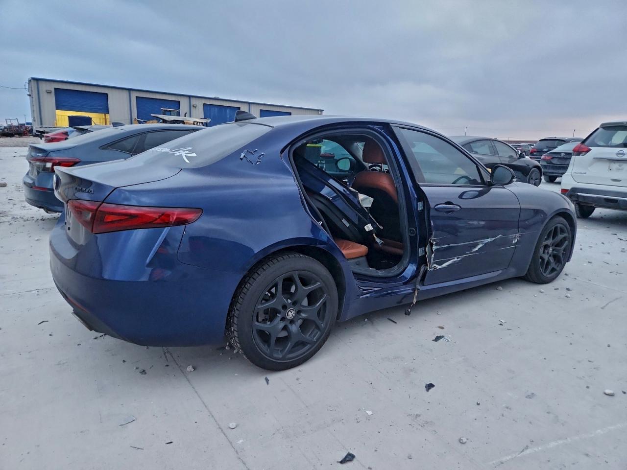 Alfa Romeo Giulia Sport Image 4