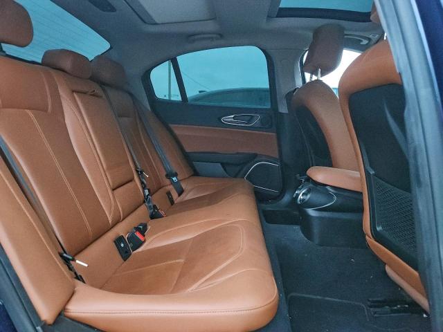 Alfa Romeo Giulia Sport Image 2