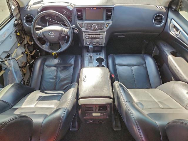 Nissan Pathfinder S Image 12