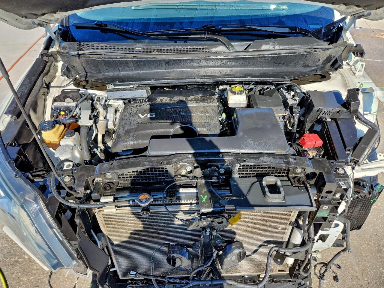 Nissan Pathfinder S Image 11