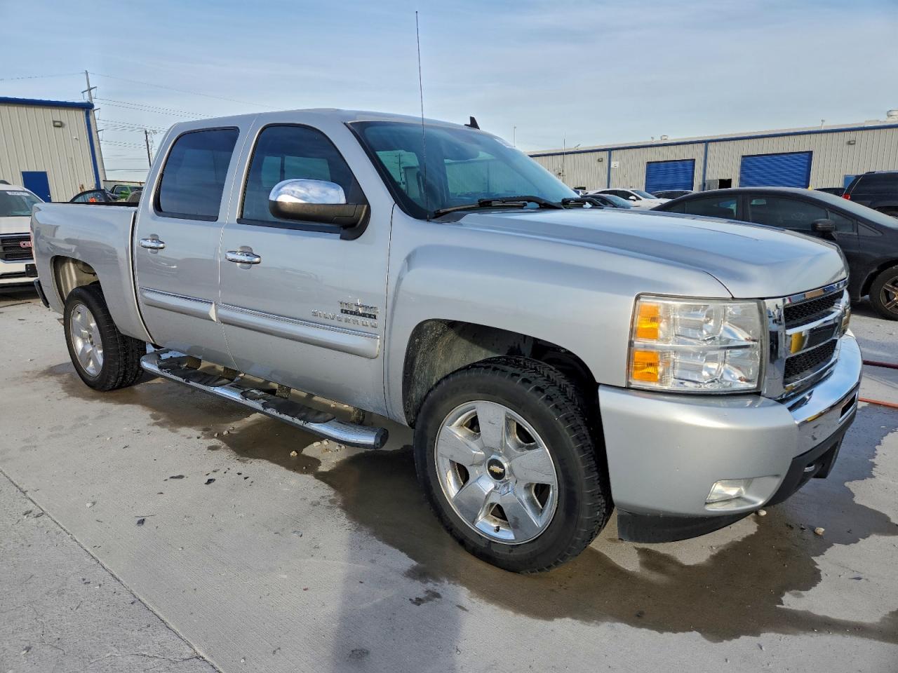 Chevrolet Silverado C1500 Lt Image 3