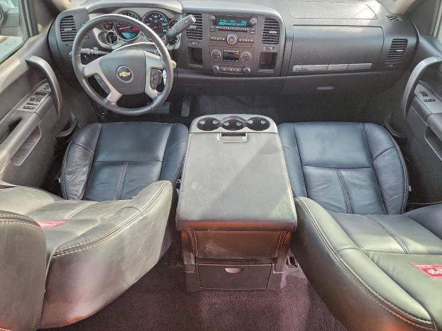 Chevrolet Silverado C1500 Lt Image 9