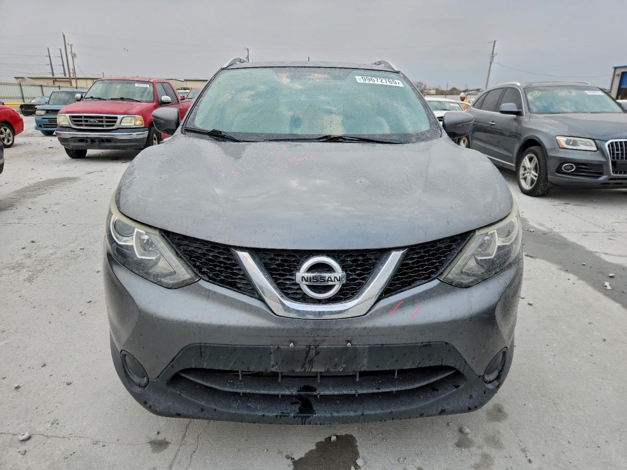 Nissan Rogue S Image 2