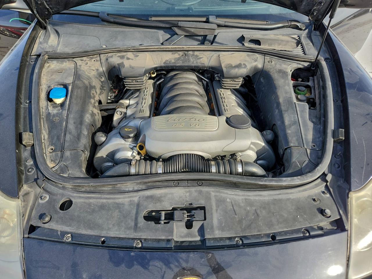 Porsche Cayenne Turbo Image 7