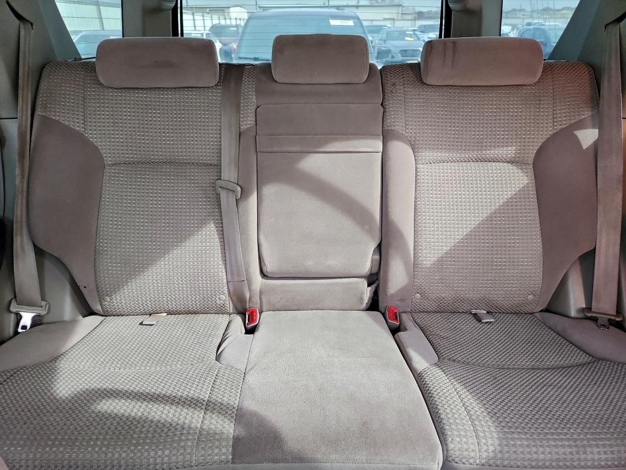 Toyota 4Runner Sr5 Image 3