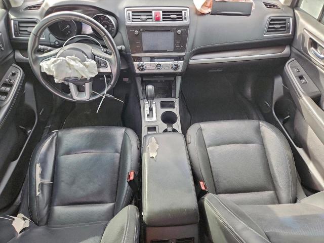 Subaru Legacy 2.5i Limited Image 8