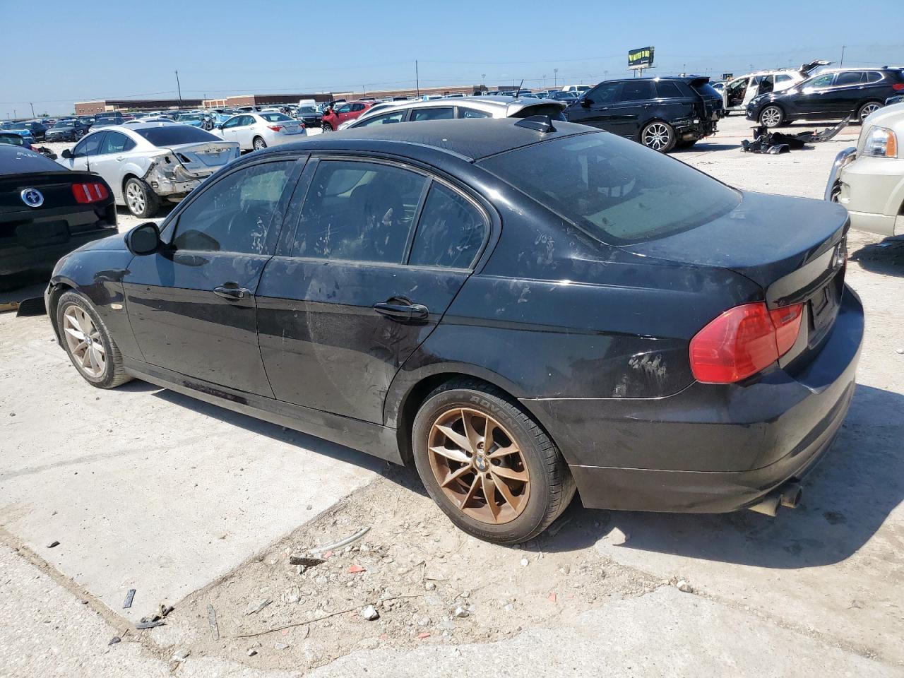 BMW 3 Series I Image 8