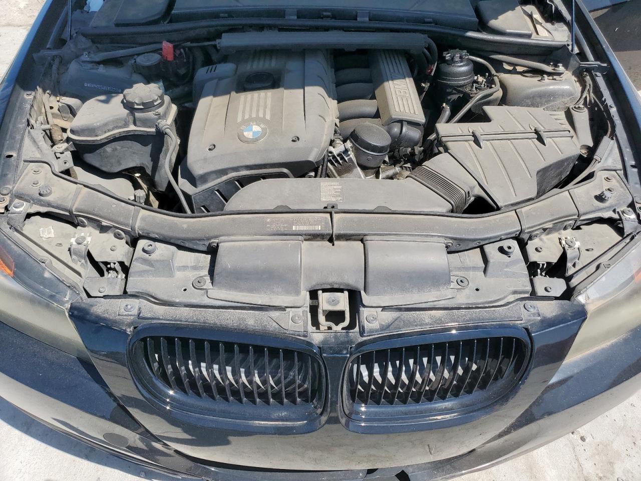 BMW 3 Series I Image 11