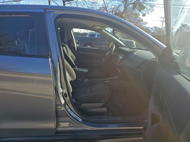 Mitsubishi Outlander Es Image 5