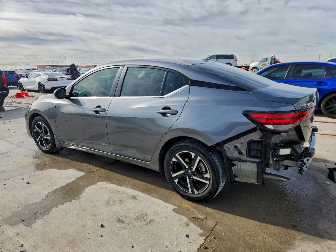 Nissan Sentra Sv Image 2