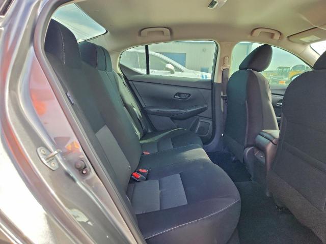 Nissan Sentra Sv Image 4