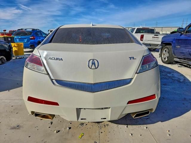 Acura TL Image 9