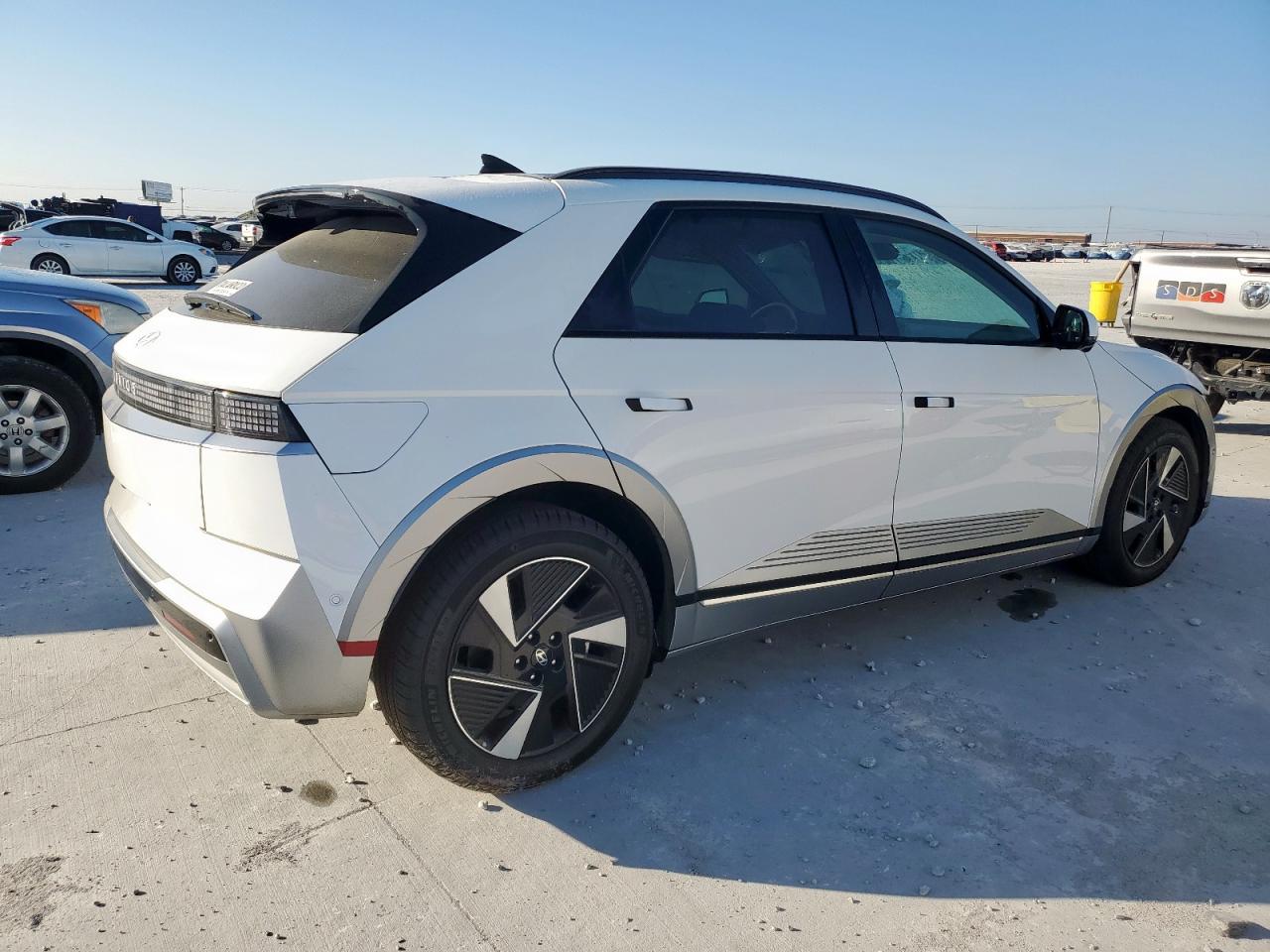 Hyundai Ioniq Limited Image 2