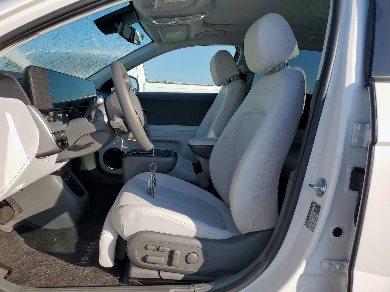 Hyundai Ioniq Limited Image 4