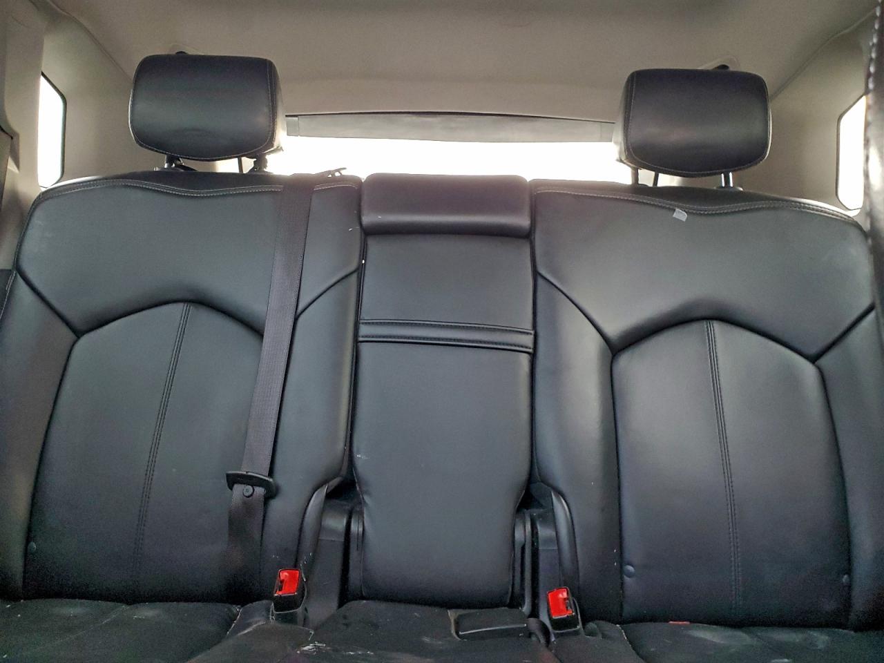 Cadillac SRX Image 5