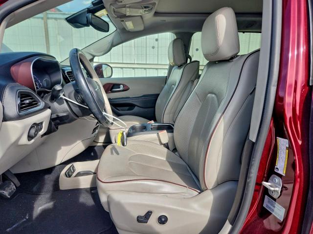 Chrysler Pacifica Limited Image 5