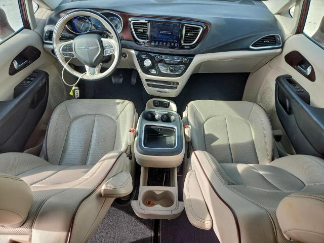 Chrysler Pacifica Limited Image 6