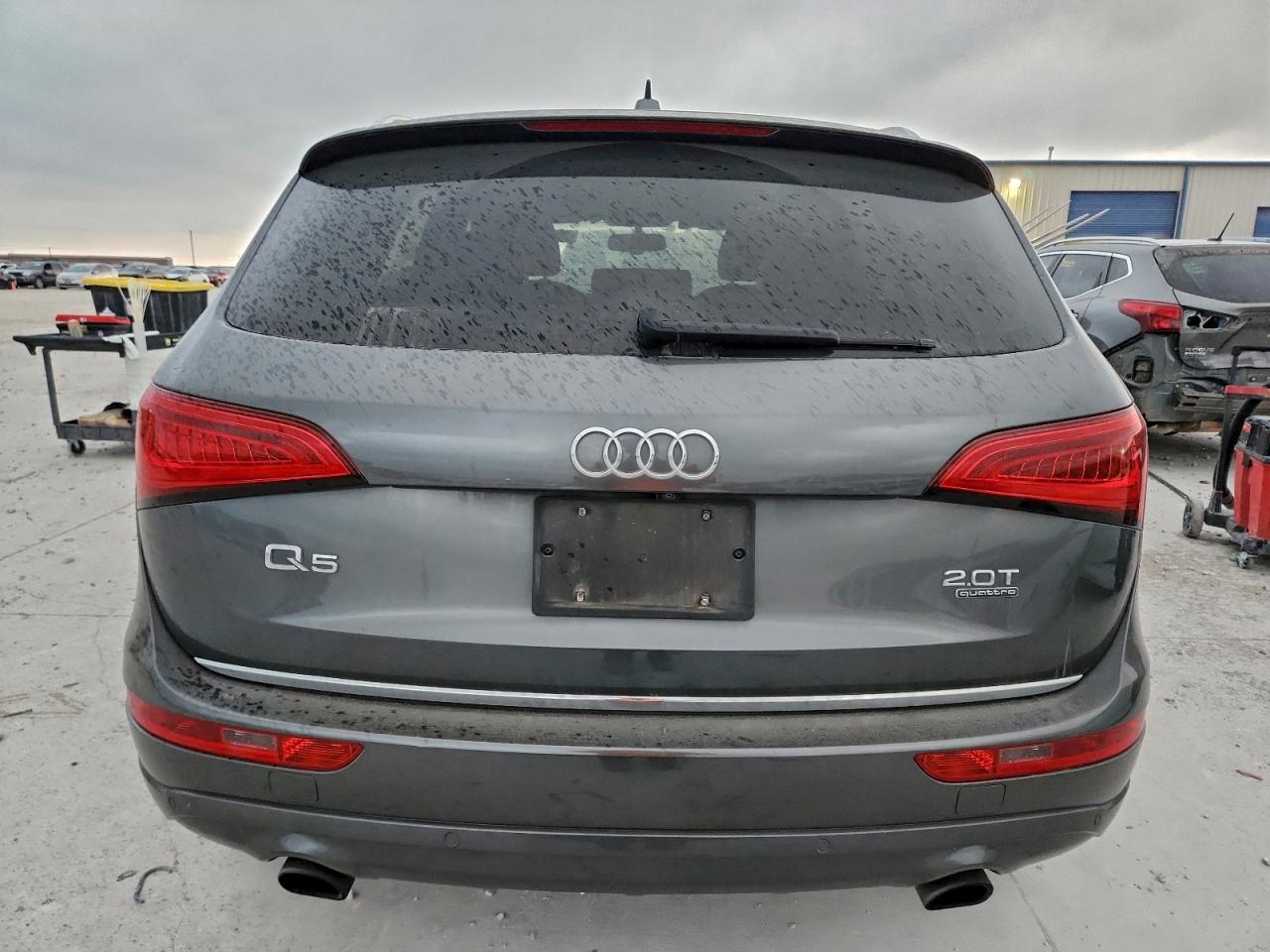 Audi Q5 Premium Plus Image 3