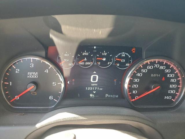 GMC Yukon Denali Image 6