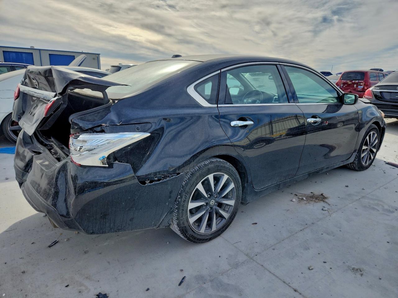 Nissan Altima 2.5 Image 10