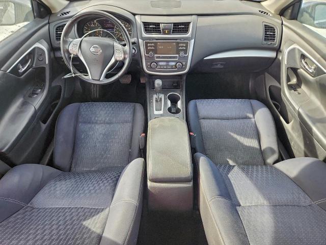 Nissan Altima 2.5 Image 6