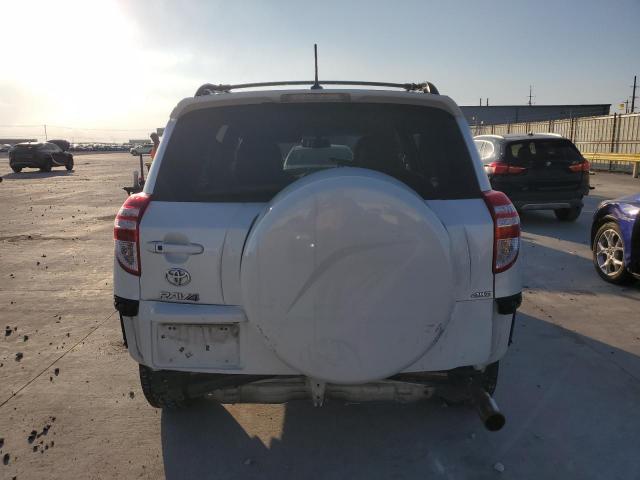 Toyota RAV4 Limited Image 11