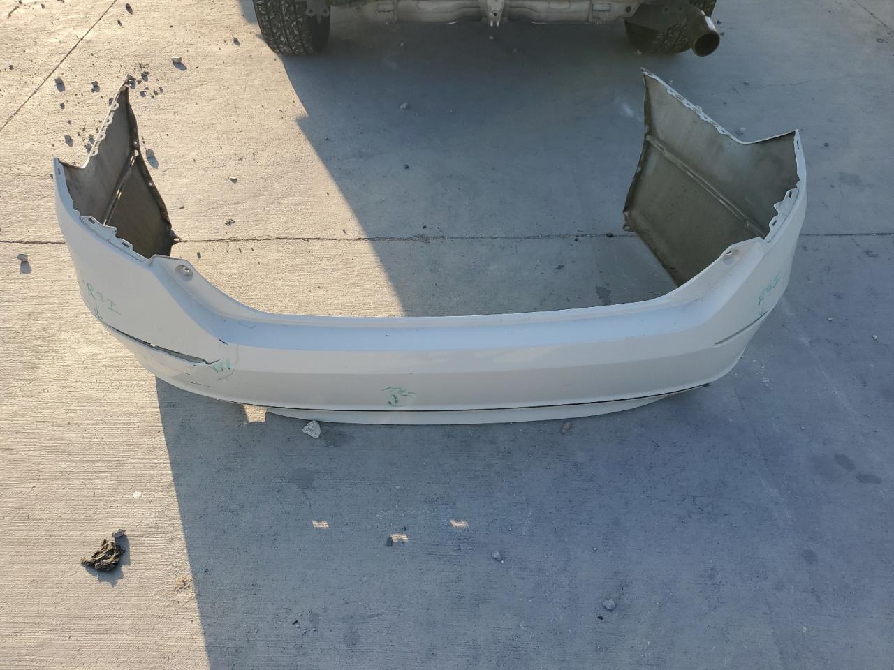 Toyota RAV4 Limited Image 9