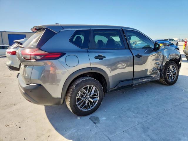 Nissan Rogue S Image 5