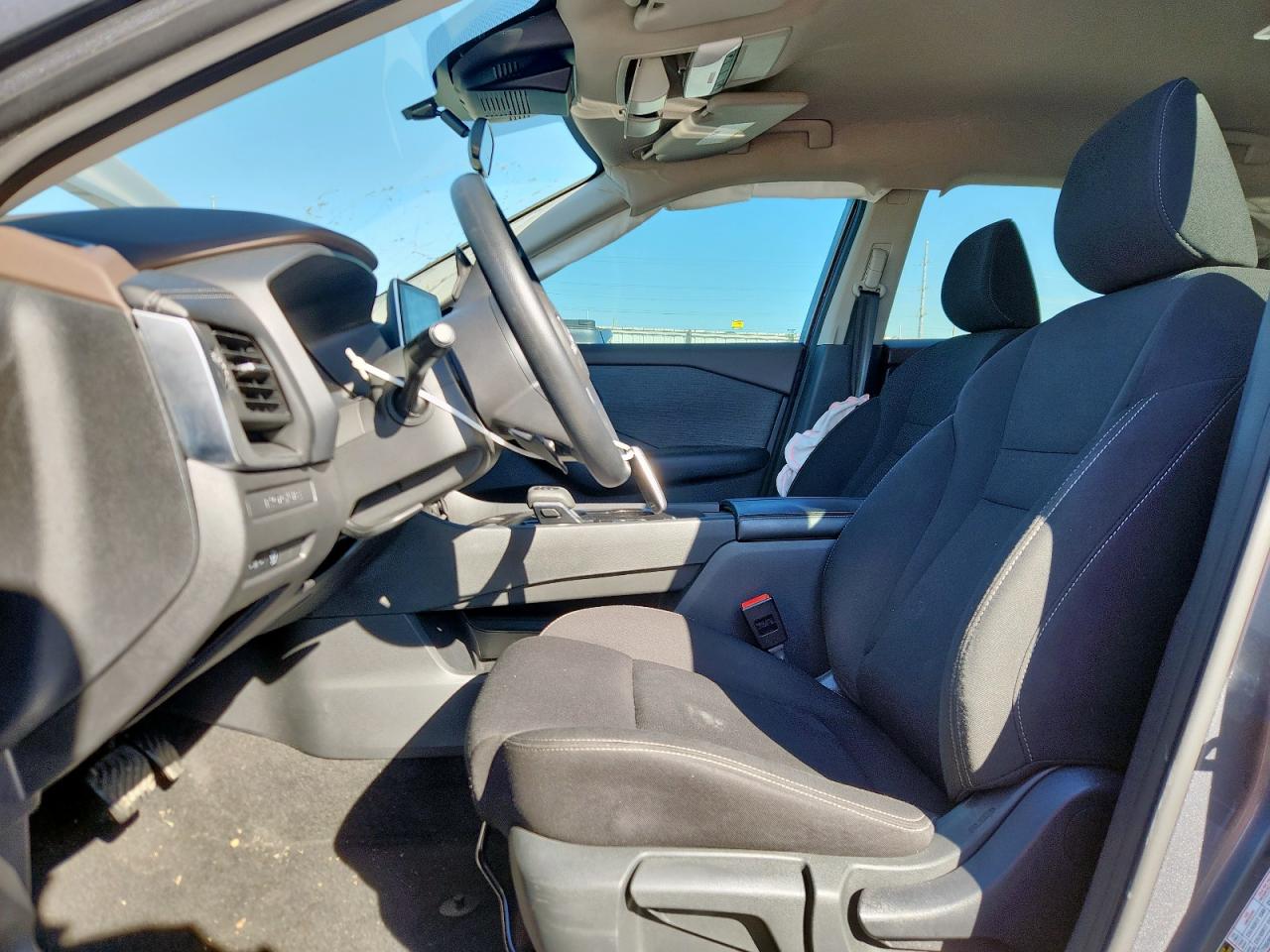 Nissan Rogue S Image 8