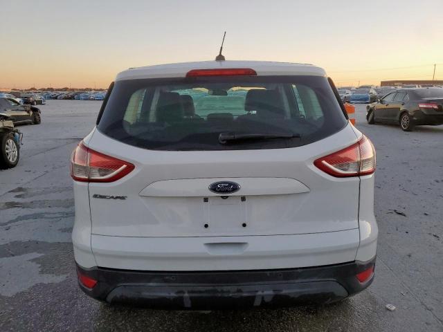 Ford Escape S Image 2